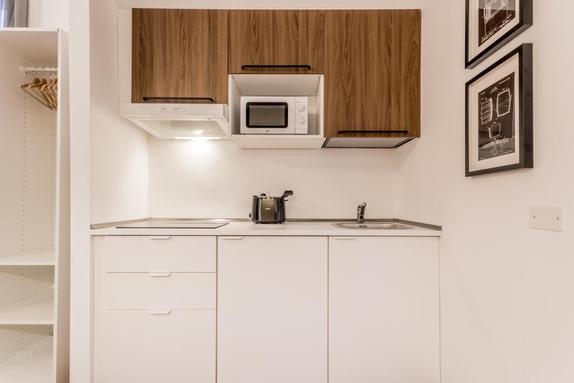 Palazzo Sapienza Design Suites โรม ภายนอก รูปภาพ